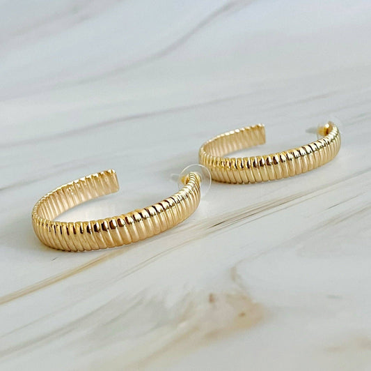 Lux Cabled Golden Hoop Earrings: Gold