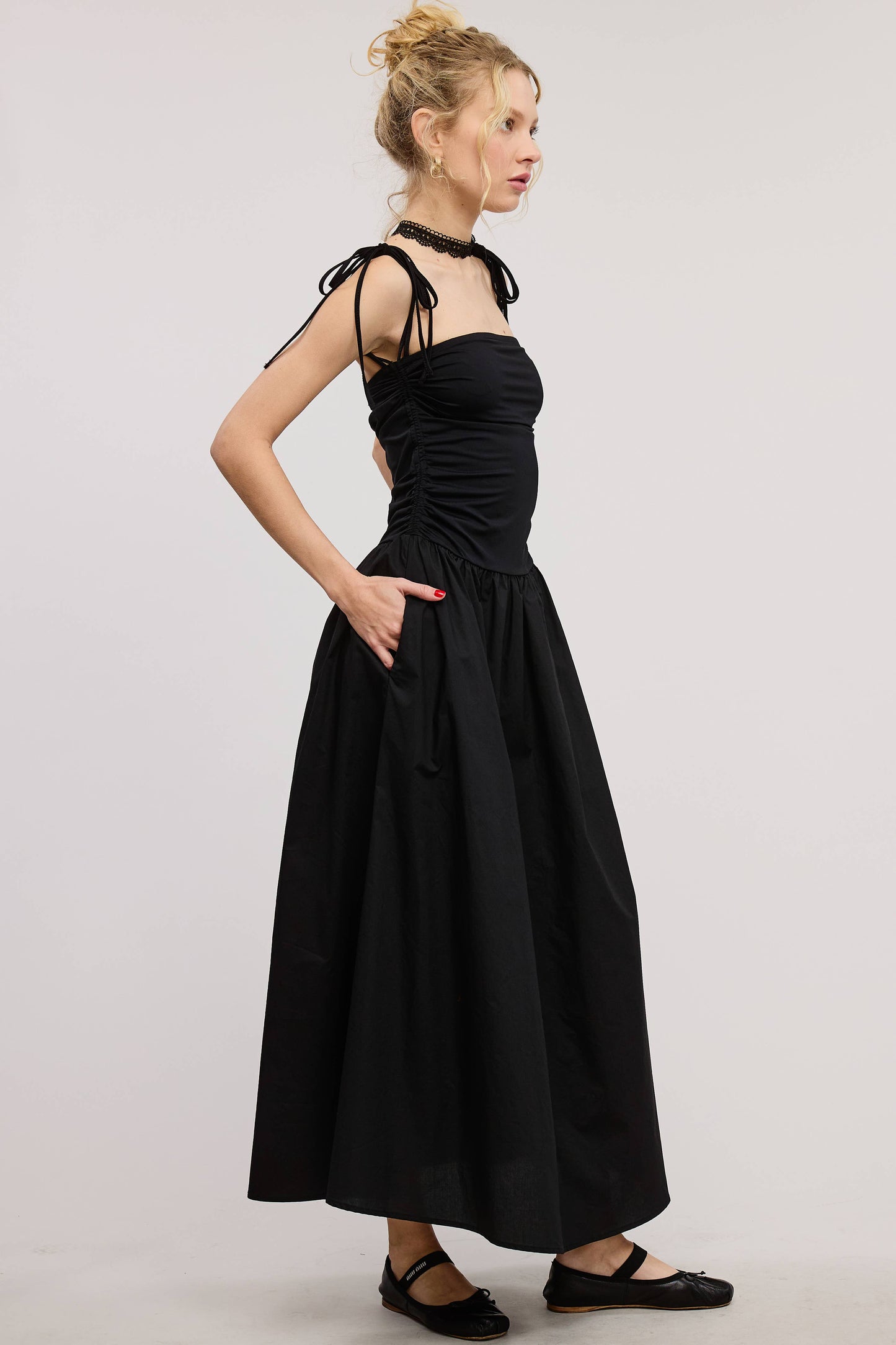 Black Long Ruched Dress With Ribbon Straps