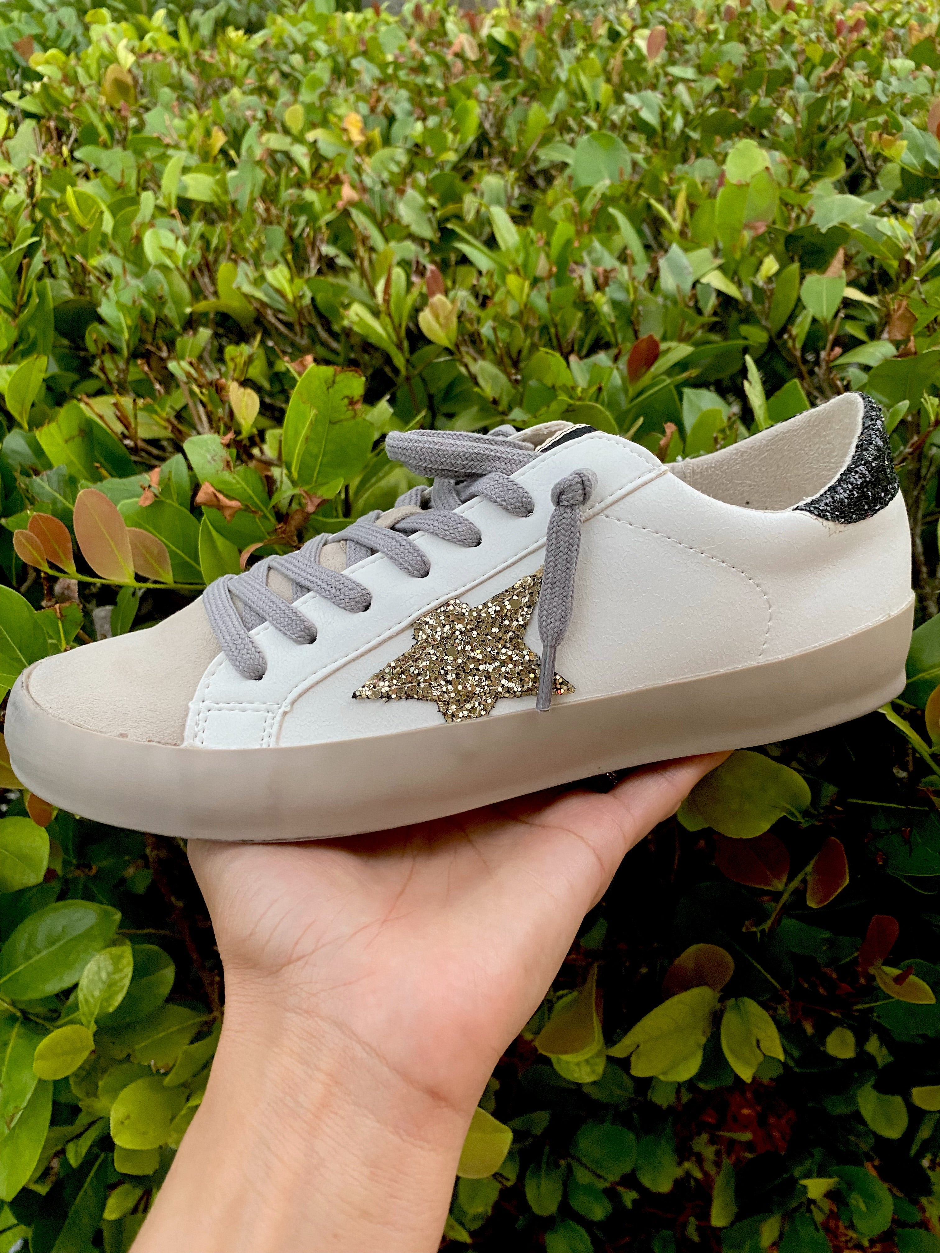 Snakeskin clearance sneakers boutique